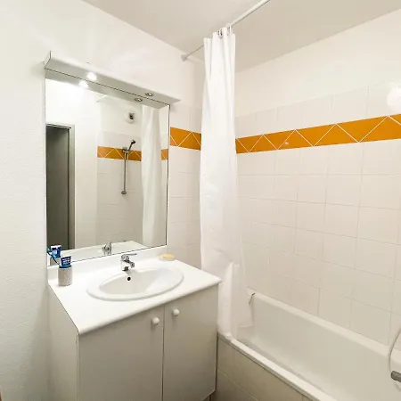Appartement En Avec Piscine Coulounieix-Chamiers
